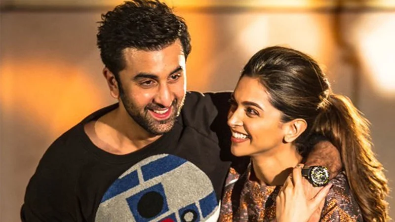 Read more about the article ১০ বছর পর পর্দায় ফিরছে রণবীর-দীপিকা জুটি