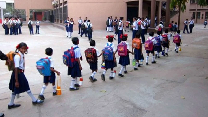 Read more about the article স্কুলে ভর্তির ডিজিটাল লটারি ১১ ডিসেম্বর