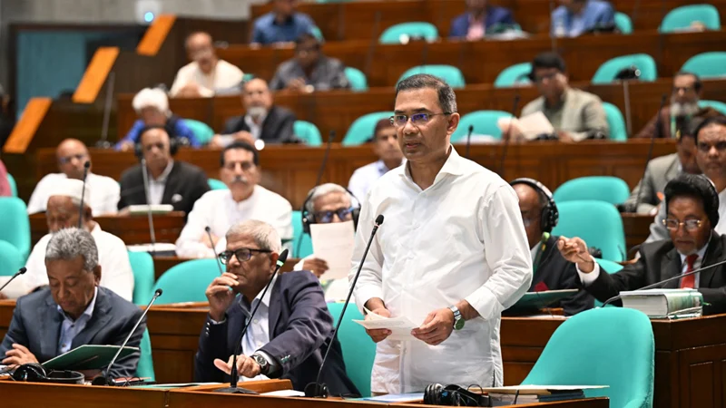 Read more about the article পাচার হওয়া সম্পদ ফিরিয়ে আনা সরকারের সর্বোচ্চ অগ্রাধিকার: প্রধানমন্ত্রী