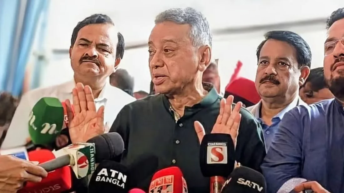 Read more about the article বিশ্ববিদ্যালয়ে শিক্ষার্থীরা লেখাপড়া করবে, এখানে দলীয়করণের কোনো সুযোগ নেই: অর্থমন্ত্রী