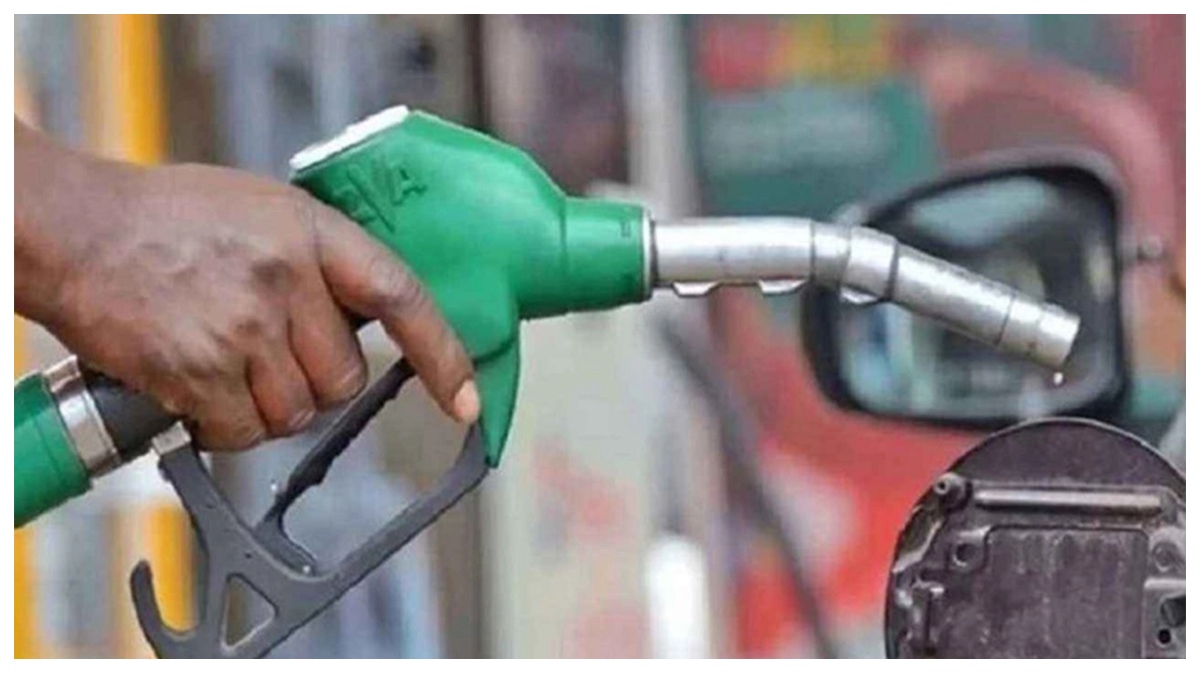 Read more about the article জ্বালানি তেলের দাম লিটারে ১৫ থেকে ২০ টাকা পর্যন্ত বৃদ্ধি